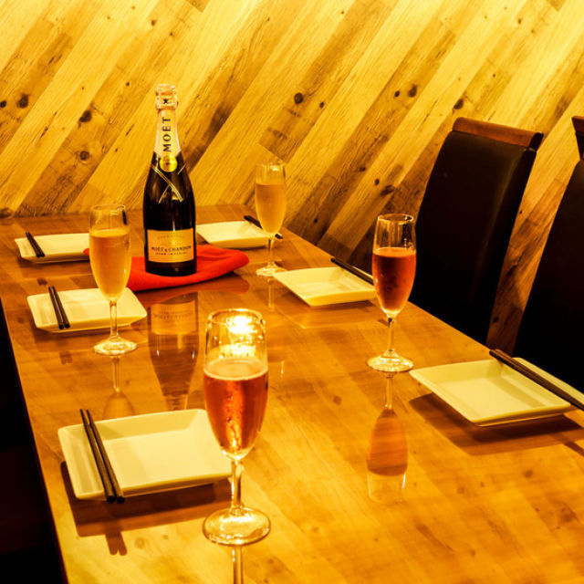 Craft Beer x Meat Bar Craft Marche Umeda branch 층
