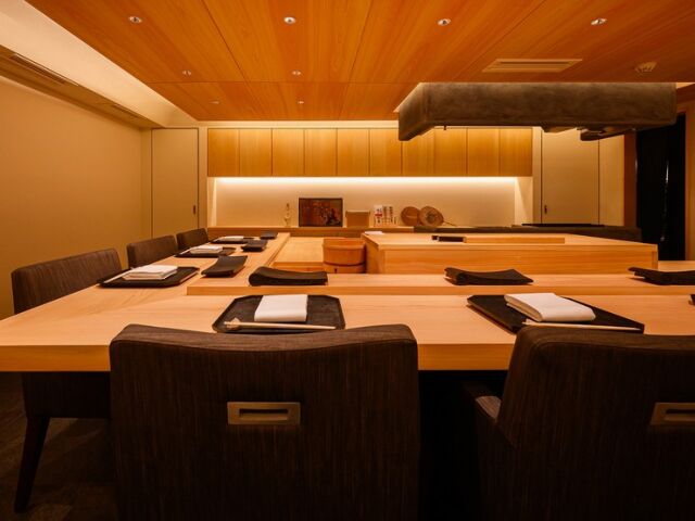 스시곤도 floor