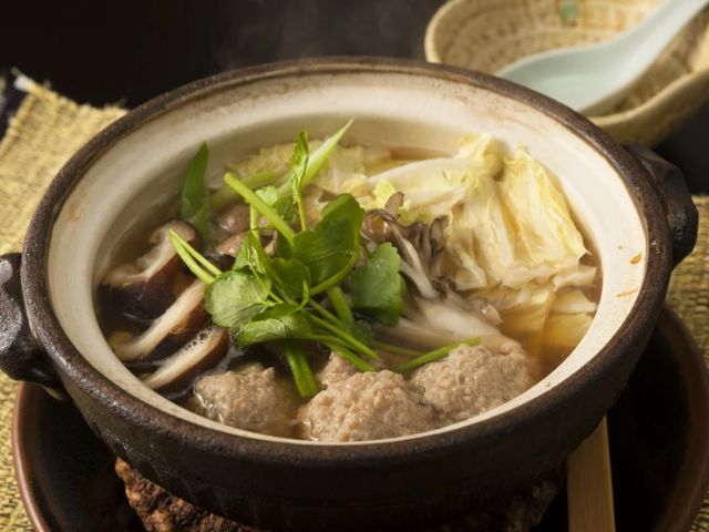 아오모리 특유의 향토 요리와 맛있고 몸에 좋은 소프트 약선 요리가 매력