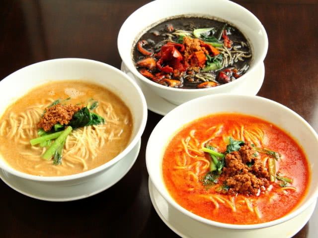 14. Chinese Restaurant Lotus Moon Shin Marunouchi Building