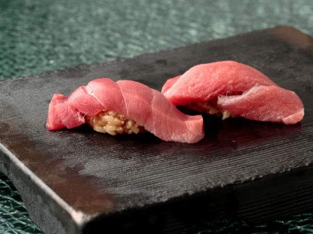 5. Sushi Aoi Nishi Azabu