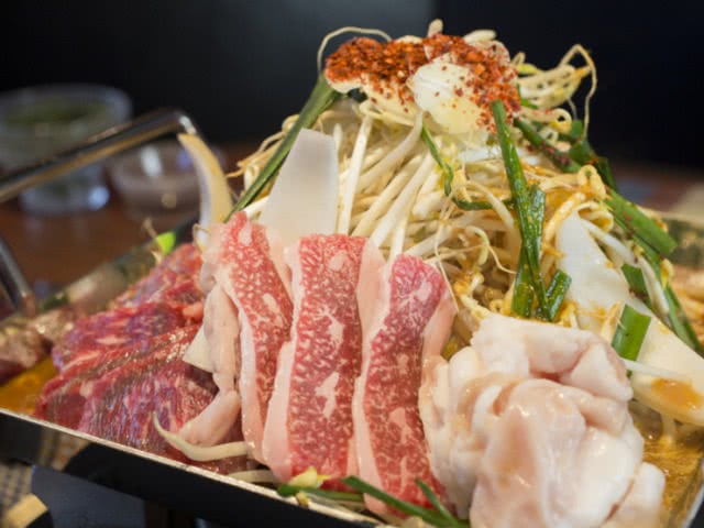 8. Gyuton Gassen Brand Gyu Agu Buta Ittogai Nikuryori Senmonten (Yakiniku)