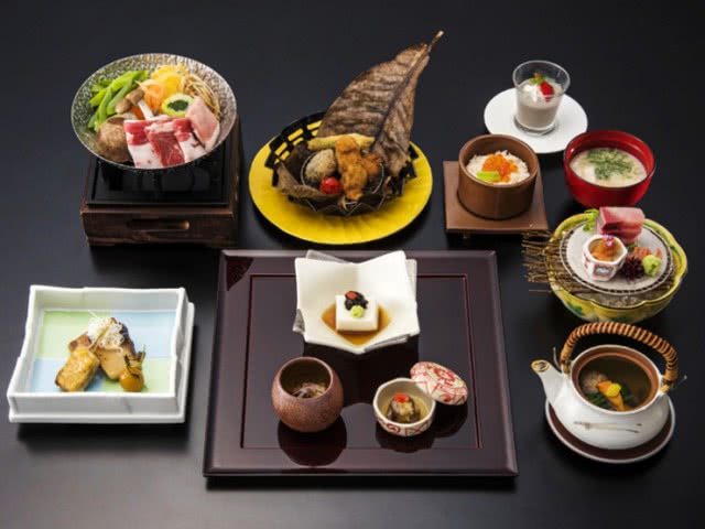 14. Ryu-bin-ka (Japanese Cuisine)