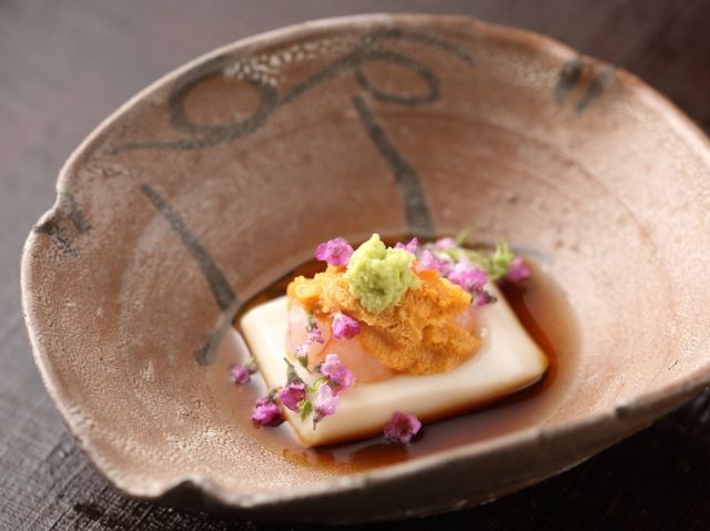 4. 가이세키 요리: Kaiseki Kappo Nagasaka (산노미야 / 일식 요리, 가이세키)