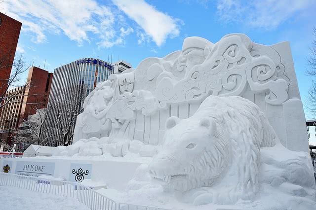 눈의 경이로움! "사포로 눈 축제"에서 홋카이도의 겨울 풍경을 즐겨보세요!