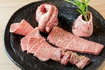 야키니쿠 가포 비미_육류 대국 일본에서 와규 한 마리 구입하여 제공하는 '야키니쿠 요리'를 코스 요리로 제공