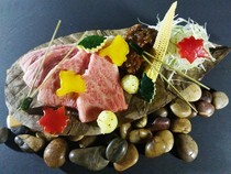 후키요세 코마치_일본의 음식의 매력에 잠긴 '와규와 스시의 오마카세 코스'