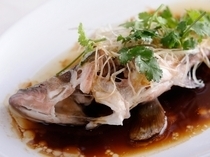 시카사이_그 고장 아와지시마에서  들어오는 『이와야산 아코(바닷물고기의 한 종류) 찜 』