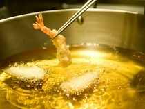 즈이엔테이_주방장 특제 덴쓰유와 엄선된 수제 소금으로 먹는 '덴푸라 가이세키'