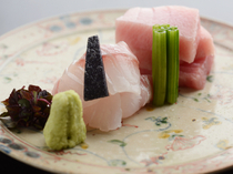 일본요리 다게츠_제철 해산물 회를 잔뜩 모은 「생선회」