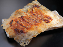 갓파라멘혼포 센니치마에점_바삭하고 촉촉한, 고기의 맛을 즐길 수있는 『갓파 교자(만두)』