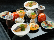 일본요리 사가 썬멤버스 교토 사가_다양한 음식을 한 번에 즐길 수 있습니다. 계절의 맛을 담은 『핫슨 모듬』