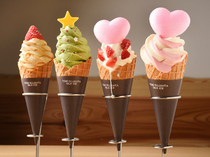 혼마치 사료_먹기 아까워! 한눈에 반할 정도로 예쁘게 데코레이션 된 "소프트 아이스크림"
