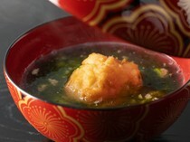 일본요리 라쿠세이안_제철의 향기와 국물의 따뜻함에 감싸여. 마음이 편해지는 '국물 요리'