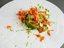 Restaurant DA CIRO_일본식 재료로 재구성한 제노베제 파스타 '와사비나, 벚꽃새우, 캐슈넛'