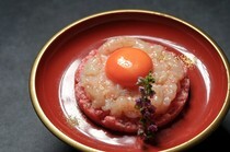 야키니쿠 하우스  다이쇼군 가나자와점_엄선 식재료 끼리 곱한 '이시카와현산 홍새우 육회'