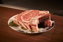 Wolfgang's Steakhouse Teppan_AKAUSHI BONE-IN RIB EYE STEAK 아카우시 립아이 스테이크