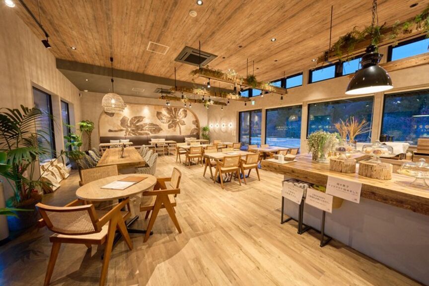 SYCAMORE CAFE TERRACE 시카모아 카페테라스_내부 전경